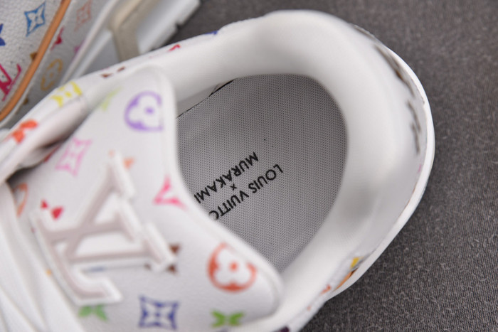 L&V SNEAKERS