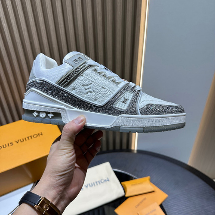L&V SNEAKERS