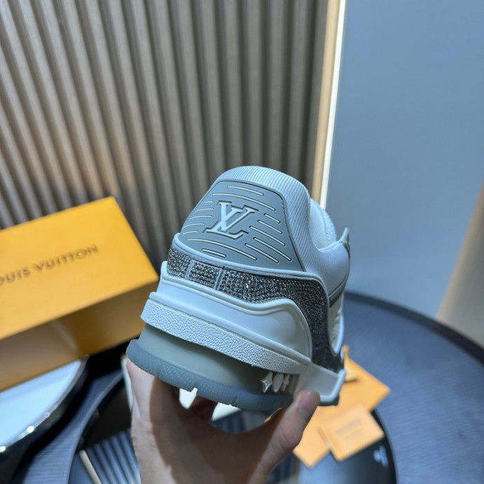 L&V SNEAKERS