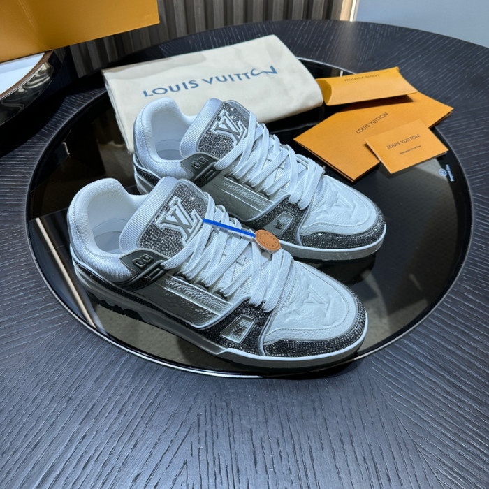 L&V SNEAKERS