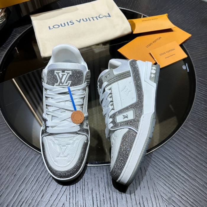 L&V SNEAKERS
