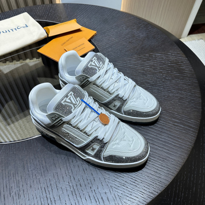 L&V SNEAKERS
