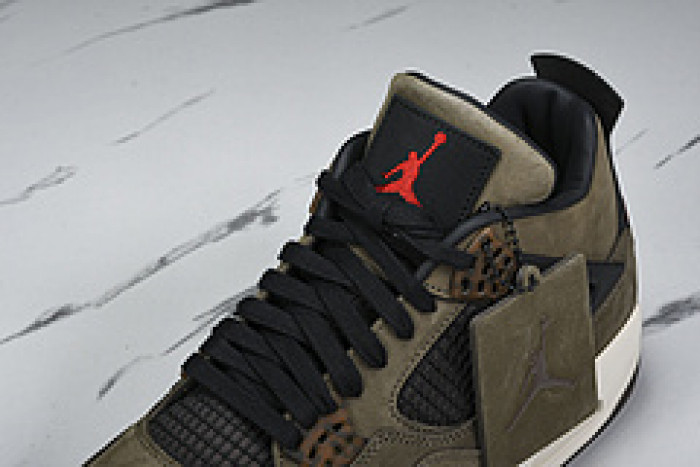 Air Jordan 4 Retro UNDFTD JBM351-M1
