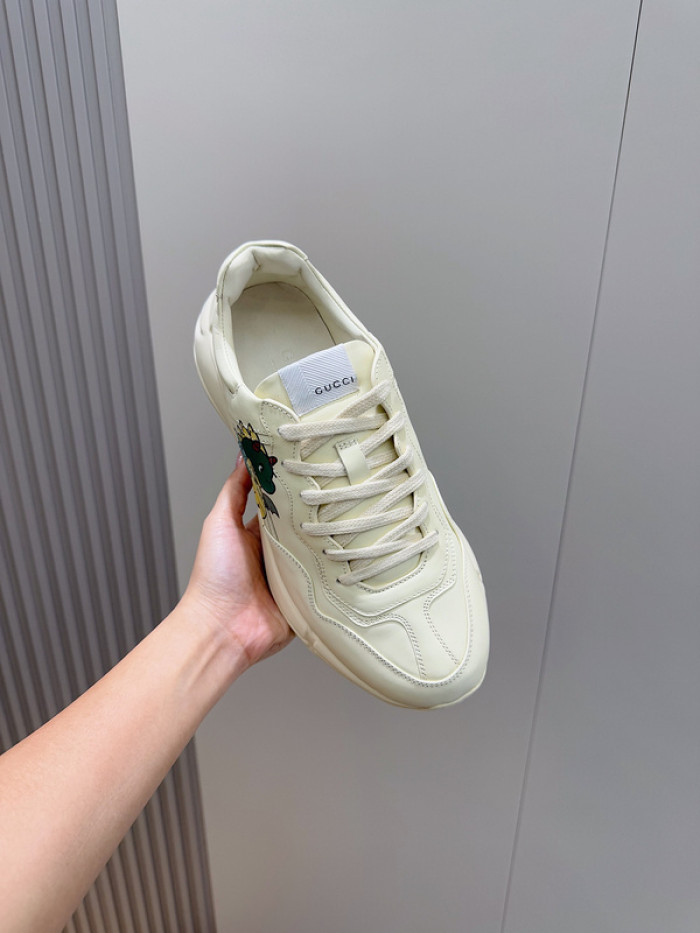 G*u*i sneaker