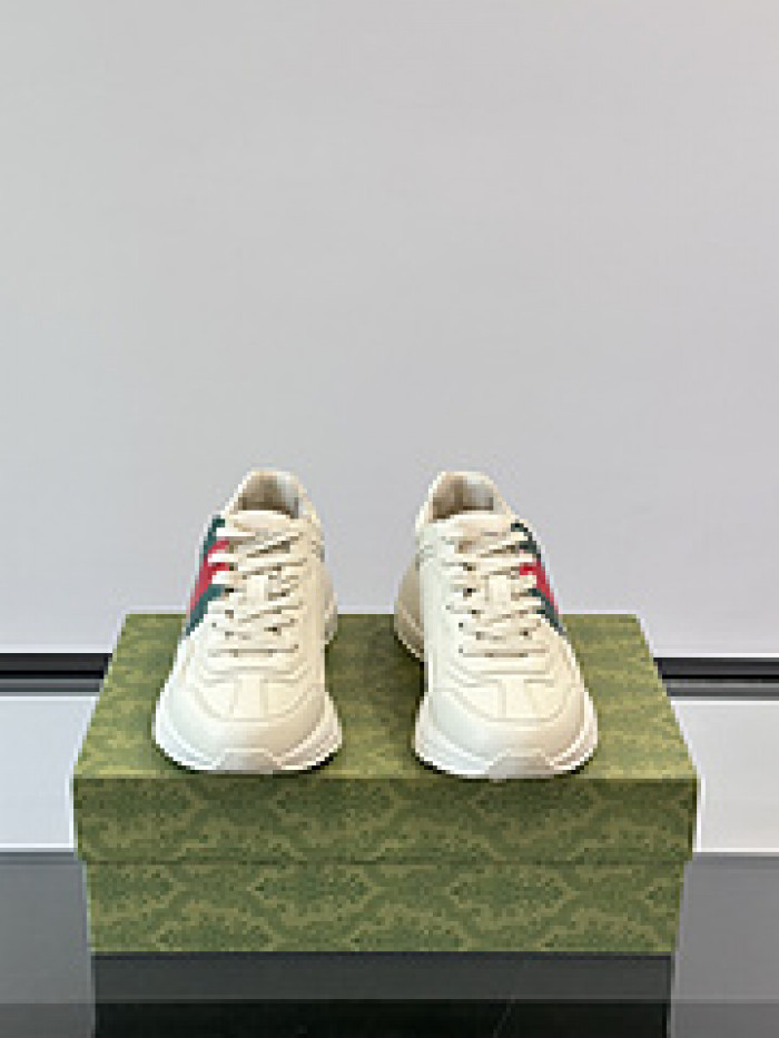 G*u*i sneaker