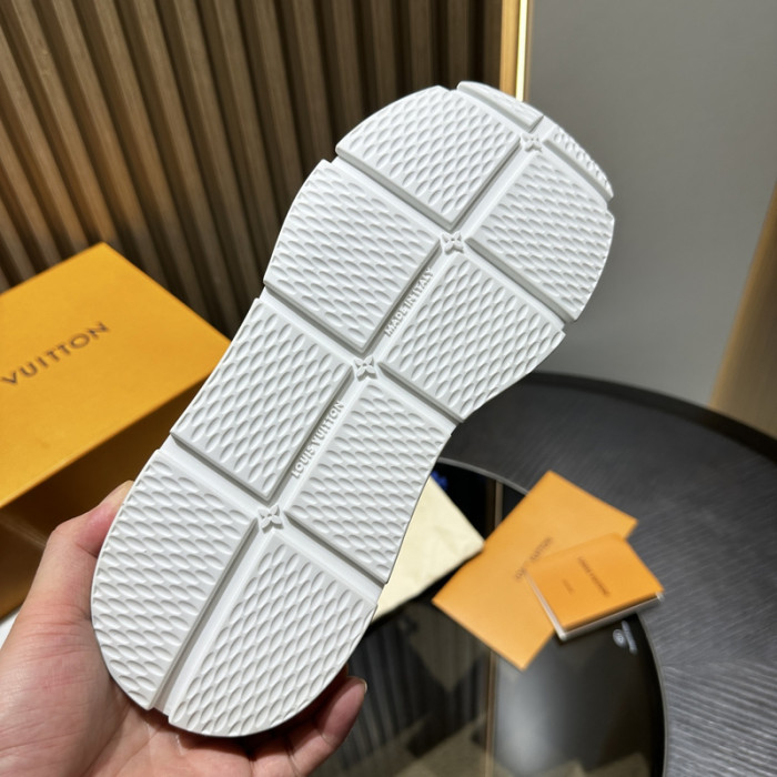 L&V SNEAKERS
