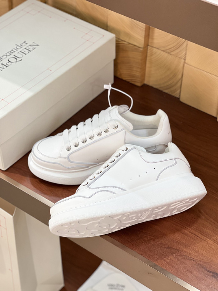 Alexander McQueen sneaker
