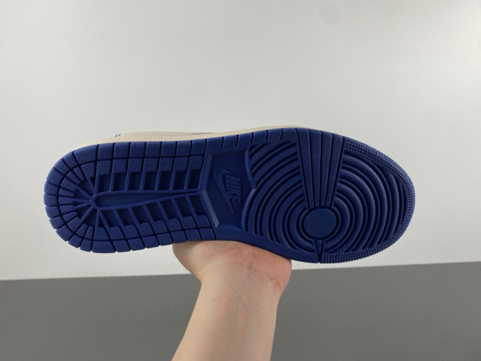 Fragment x Travis Scott x Supreme x Air Jordan 1 Low SJ2068-127