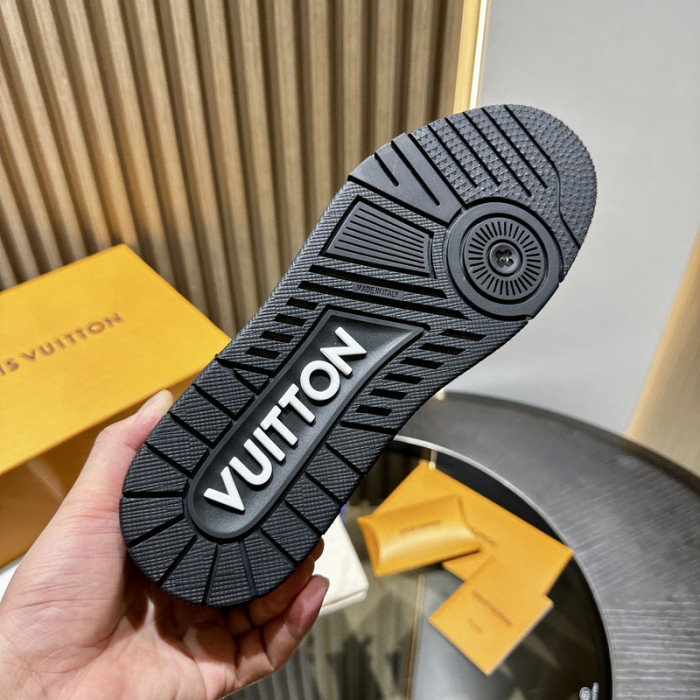L&V SNEAKERS