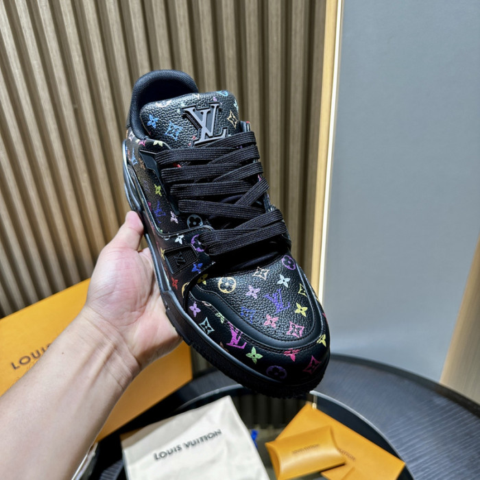 L&V SNEAKERS