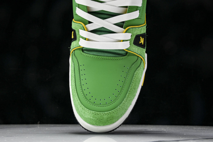 L&V SNEAKERS