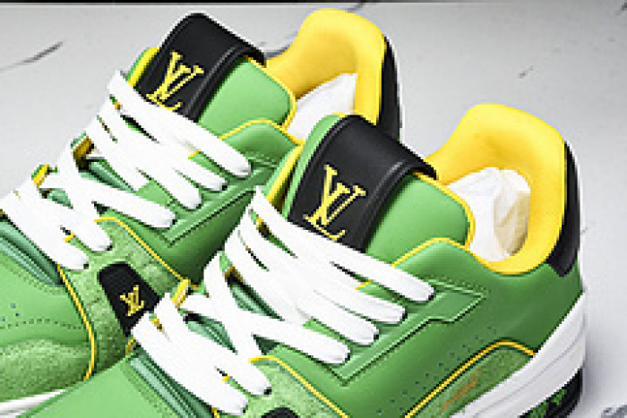L&V SNEAKERS