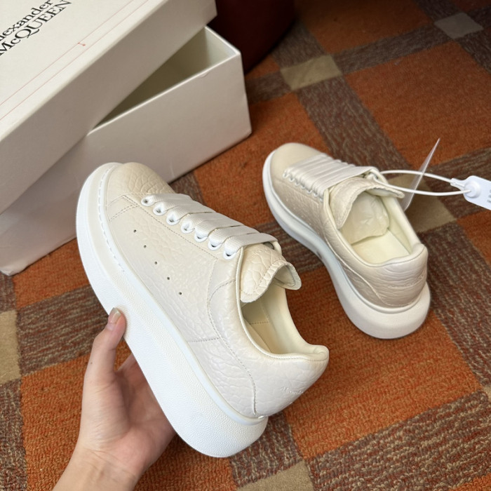 Alexander McQueen sneaker
