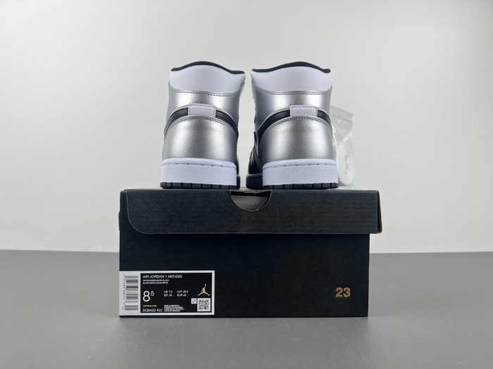 Air Jordan 1 Mid DQ8423-103