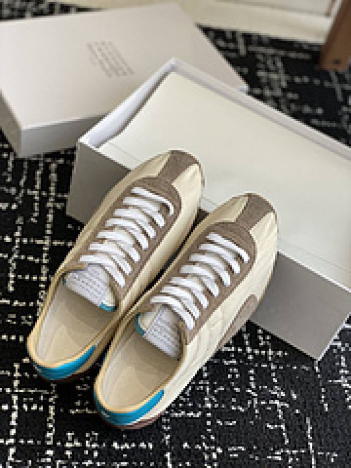 ma*s*n Ma*i*laa shoes