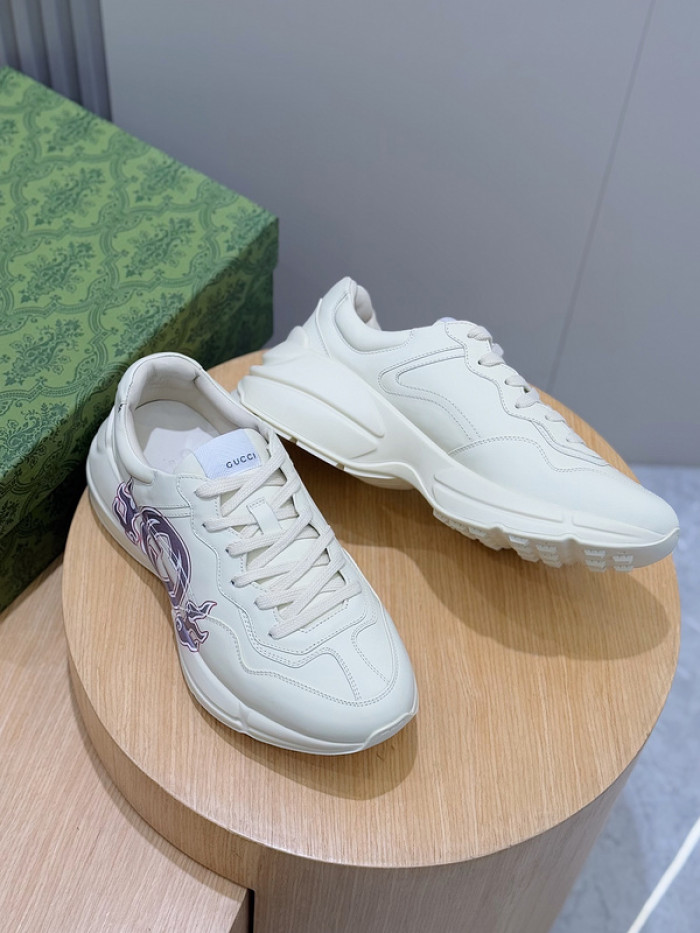 G*u*i sneaker