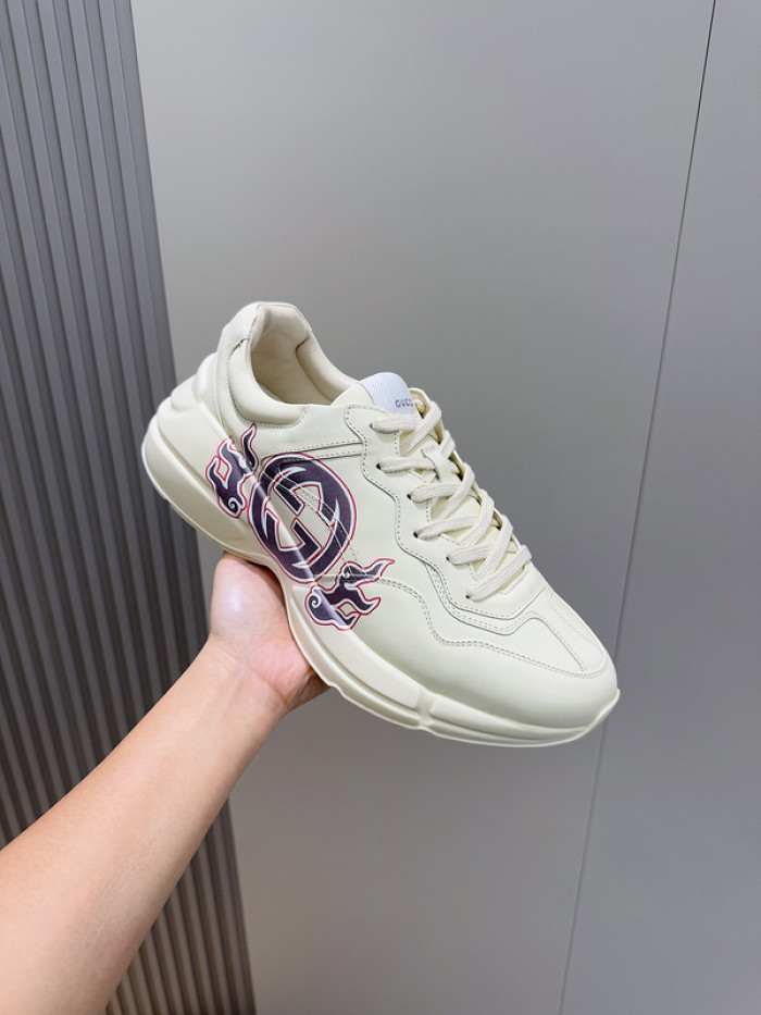 G*u*i sneaker