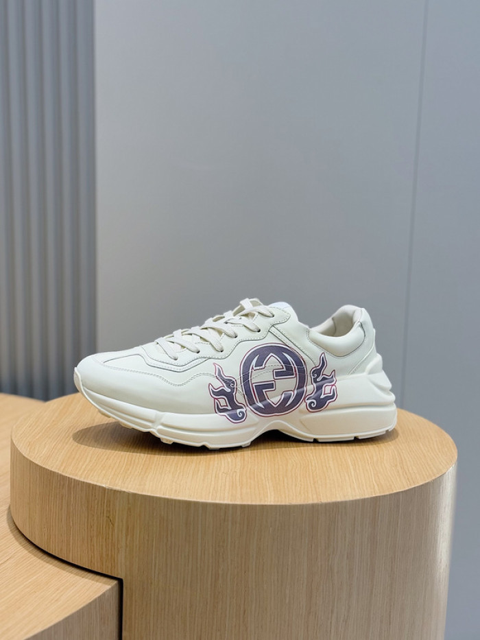 G*u*i sneaker