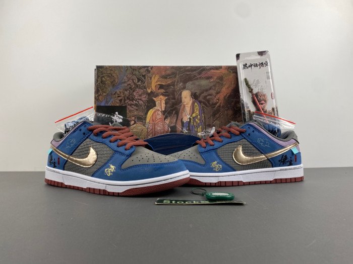 DUNK LOW SB DV2433-109