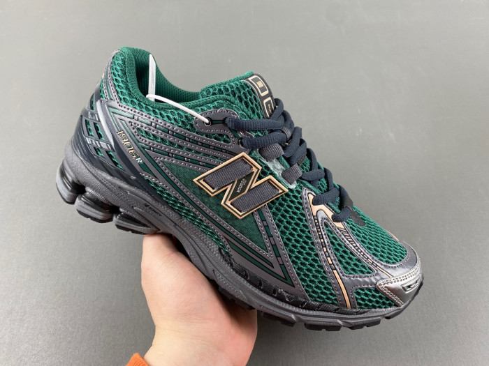 New Balance 9060 M1906RZM