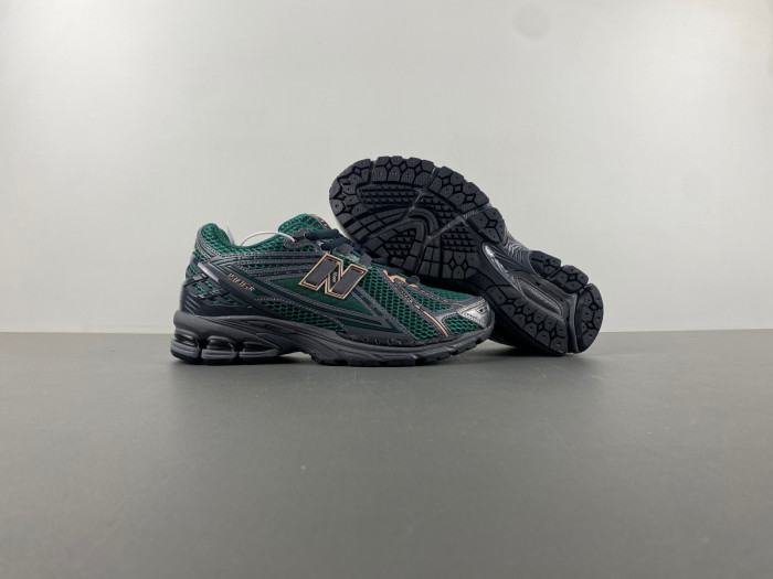 New Balance 9060 M1906RZM