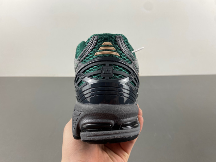 New Balance 9060 M1906RZM