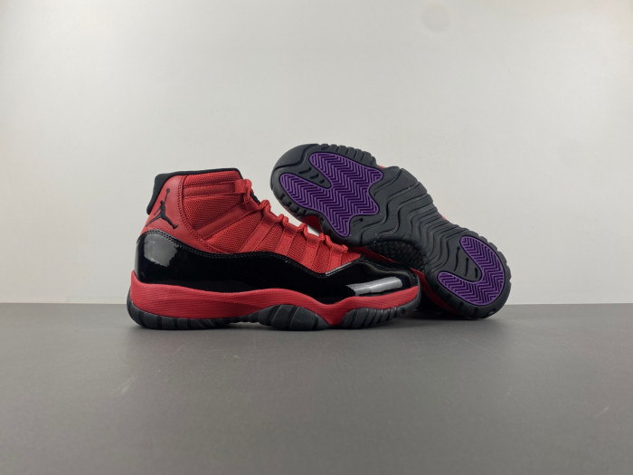 Air Jordan 11  CT8012-600