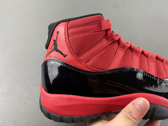 Air Jordan 11  CT8012-600