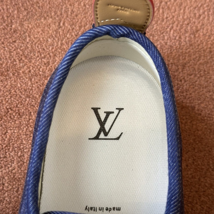 L&VT SNEAKERS