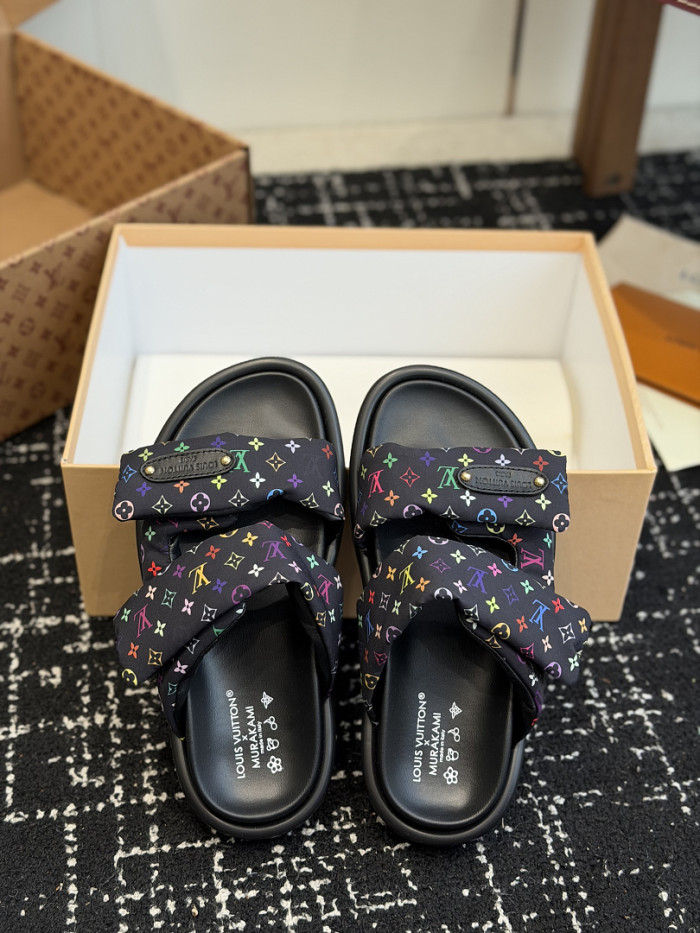 L&VT SLIPPERS