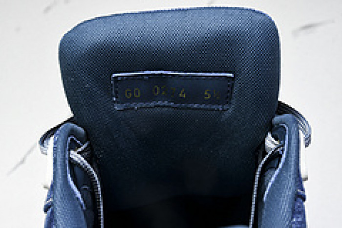 L&V SNEAKERS