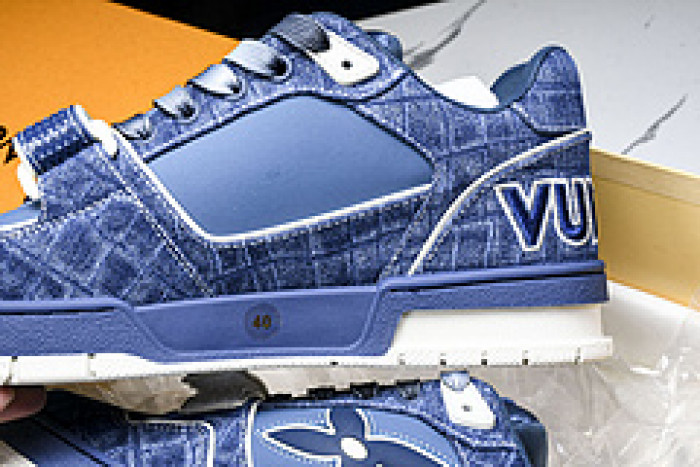 L&V SNEAKERS