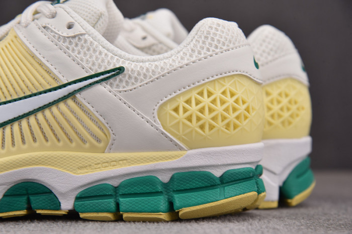 Nk Zoom Vomero 5 Malachite Alabaster  FN8361-100