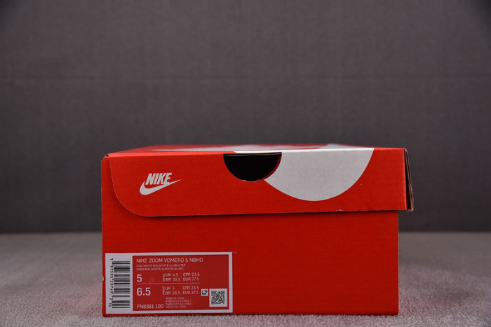 Nk Zoom Vomero 5 Malachite Alabaster  FN8361-100