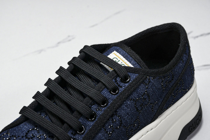 G*u*i sneaker