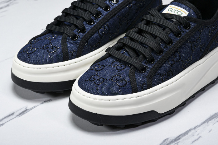 G*u*i sneaker