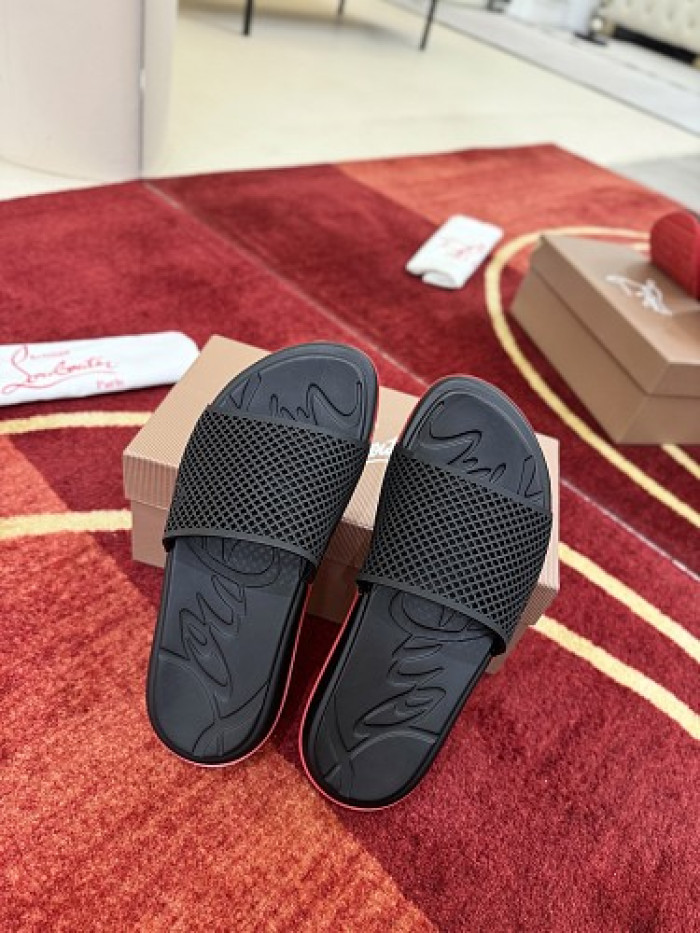CL SLIPPERS