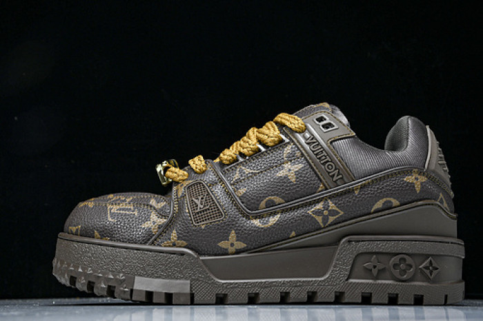 L&V SNEAKERS