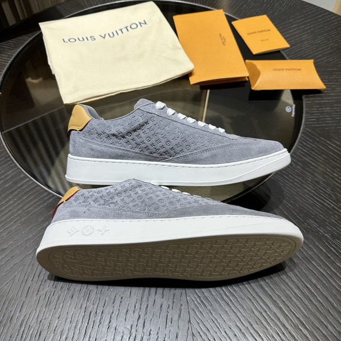 L&VT SNEAKERS