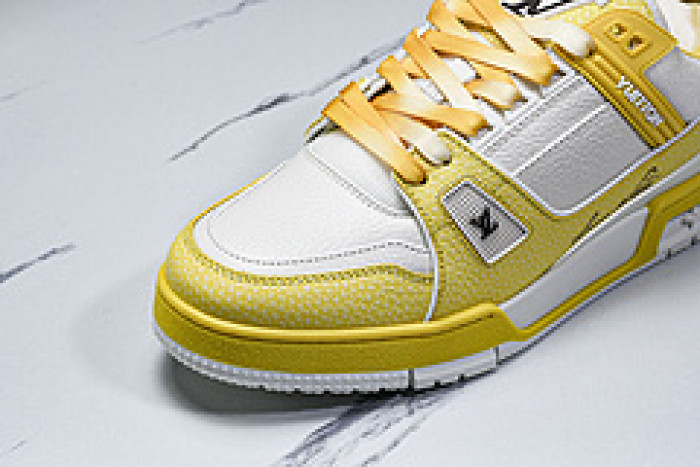 L&V SNEAKERS