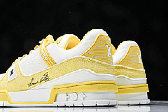 L&V SNEAKERS