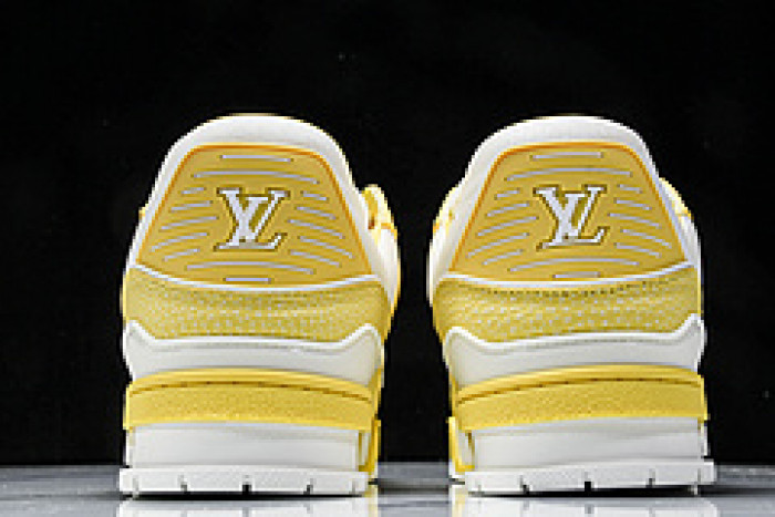L&V SNEAKERS