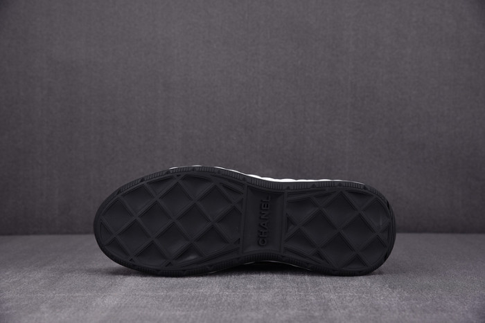 CHANEEL sneaker