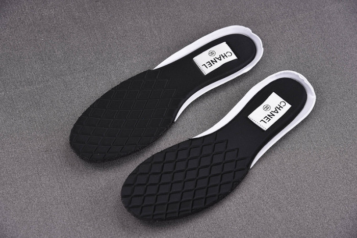 CHANEEL sneaker