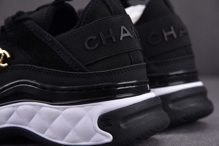 CHANEEL sneaker