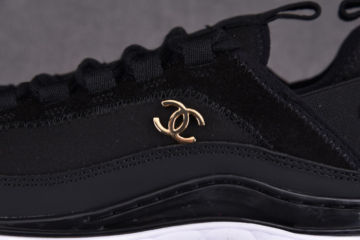 CHANEEL sneaker