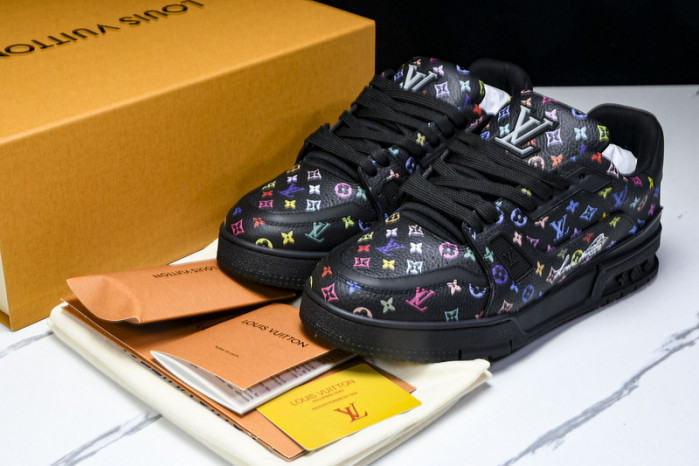 L&V SNEAKERS
