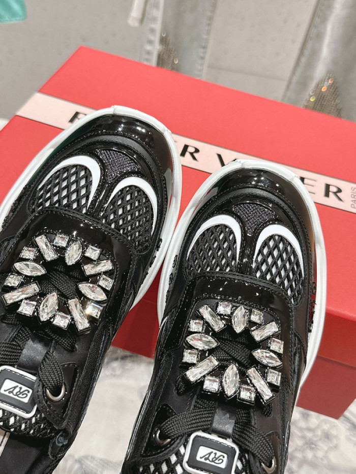 RV sneaker