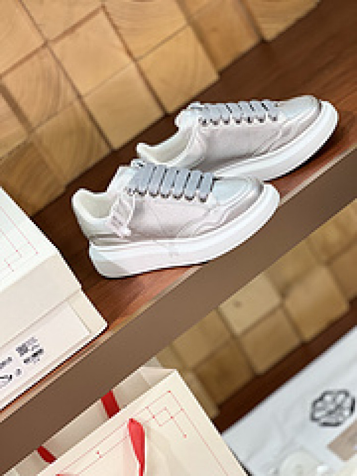 Alexander McQueen sneaker