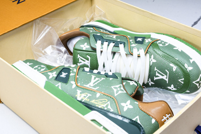 L&V SNEAKERS